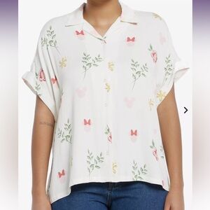 Her Universe Disney Minnie Mouse Floral Button Down Shirt NWT Medium